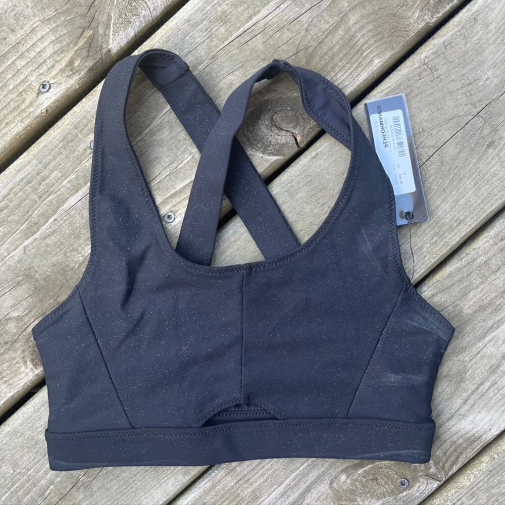 SOUL CYCLE Black Shimmer Half moon Bra NWT $58 size small